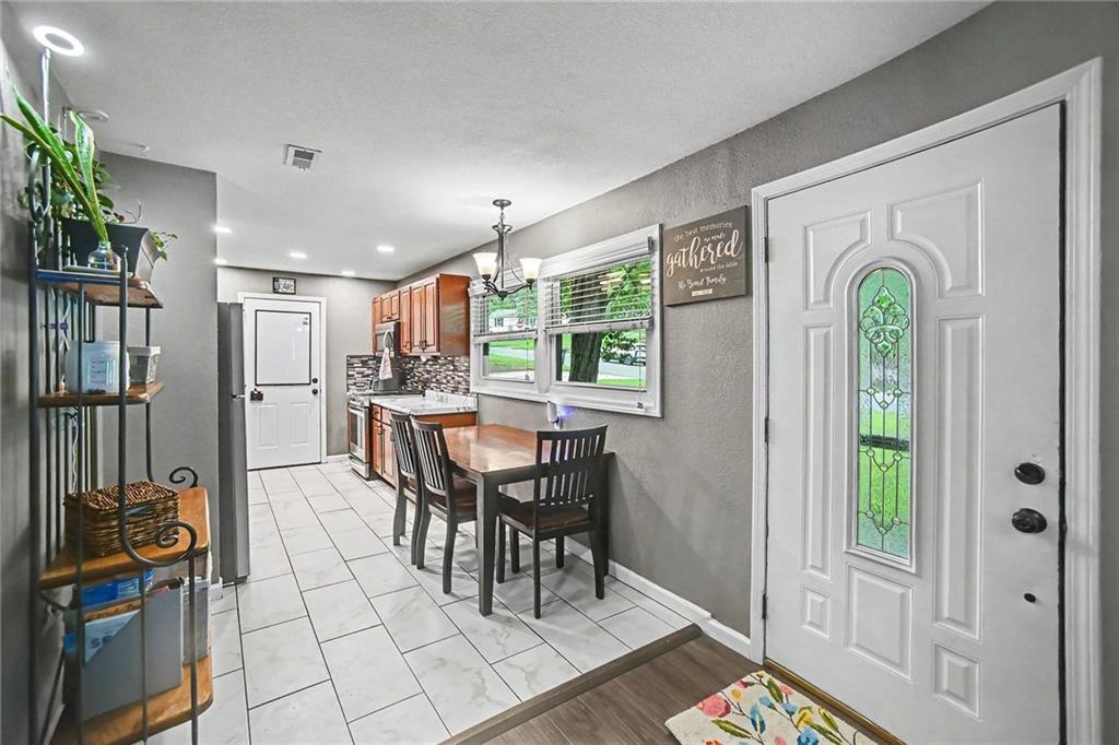 4th image of 3626 N Lister Ave, Kansas City, MO 64117 | MLS# 2634364
