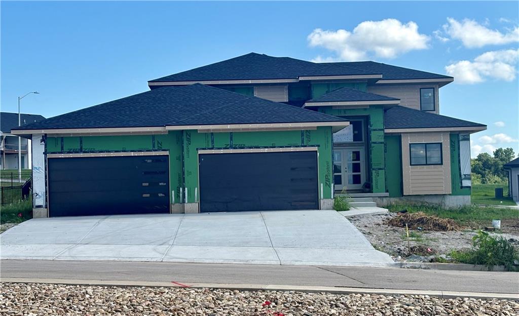1st image of 1401 Upton Ct, Raymore, MO 64083 | MLS# 2634385