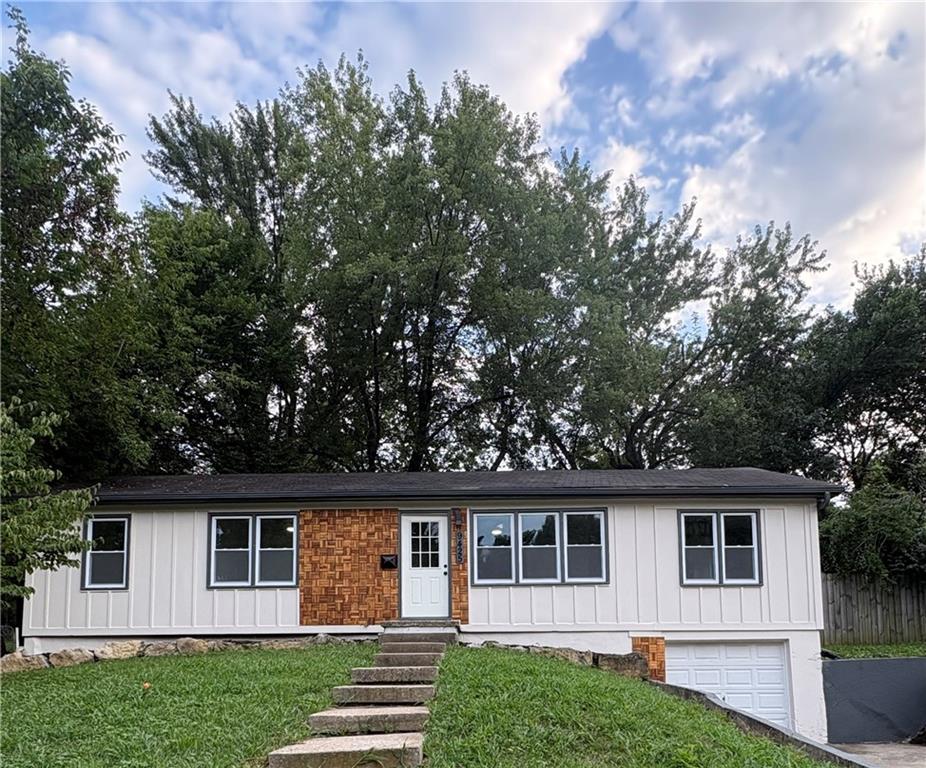 2nd image of 9425 E 67th Ter, Raytown, MO 64133 | MLS# 2634400