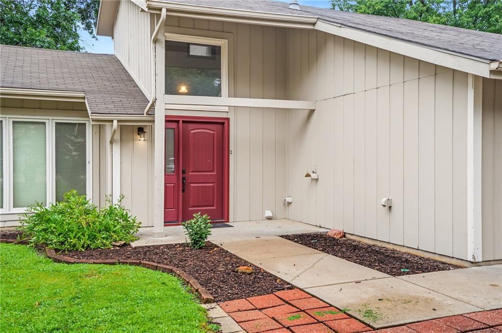 2nd image of 2009 Atchison Ave, Lawrence, KS 66047 | MLS# 2634402
