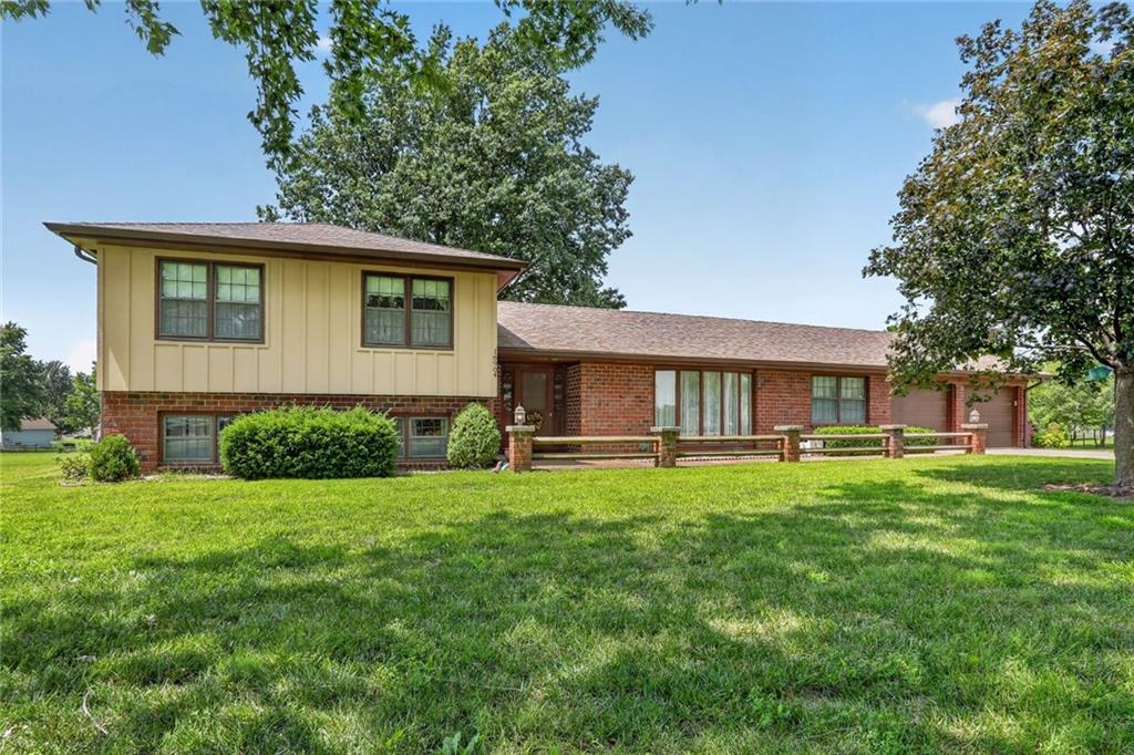 3rd image of 16904 Kentucky Rd, Belton, MO 64012 | MLS# 2634407