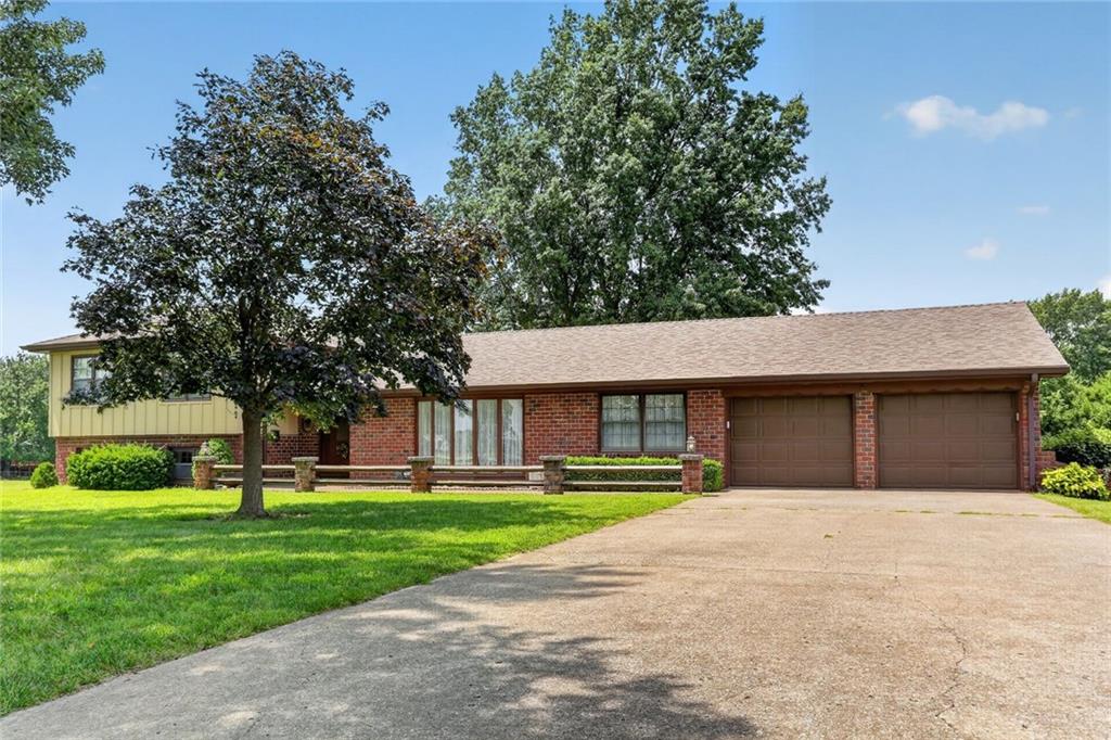 4th image of 16904 Kentucky Rd, Belton, MO 64012 | MLS# 2634407