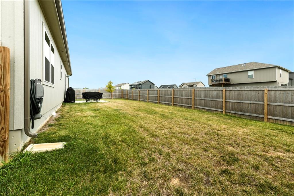 38th image of 1201 Nw 4th St, Oak Grove, MO 64075 | MLS# 2634421