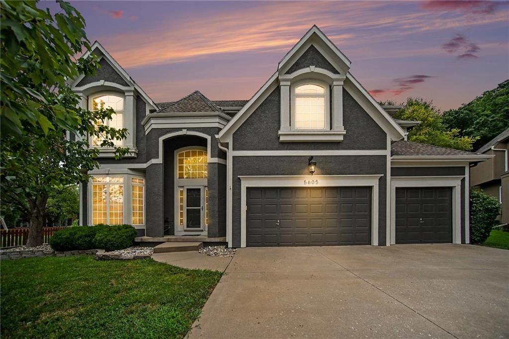 1st image of 5605 Ne Misty Meadow Pl, Lee's Summit, MO 64064 | MLS# 2634440