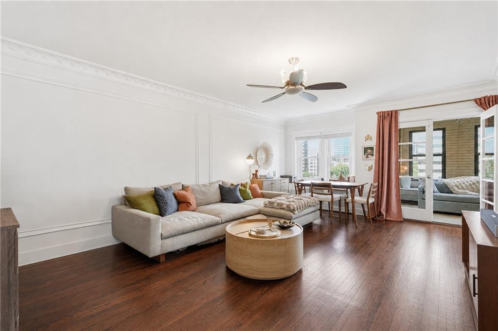 4th image of 807 W 48Th St #602, Kansas City, MO 64112 | MLS# 2634466