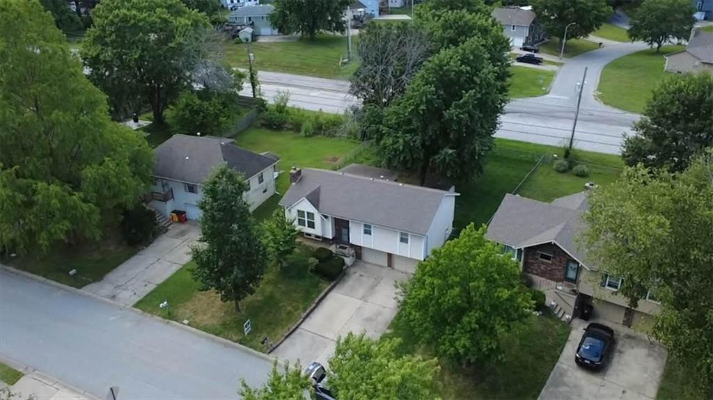 1st image of 3008 S Bryn Mawr Dr, Independence, MO 64057 | MLS# 2634483
