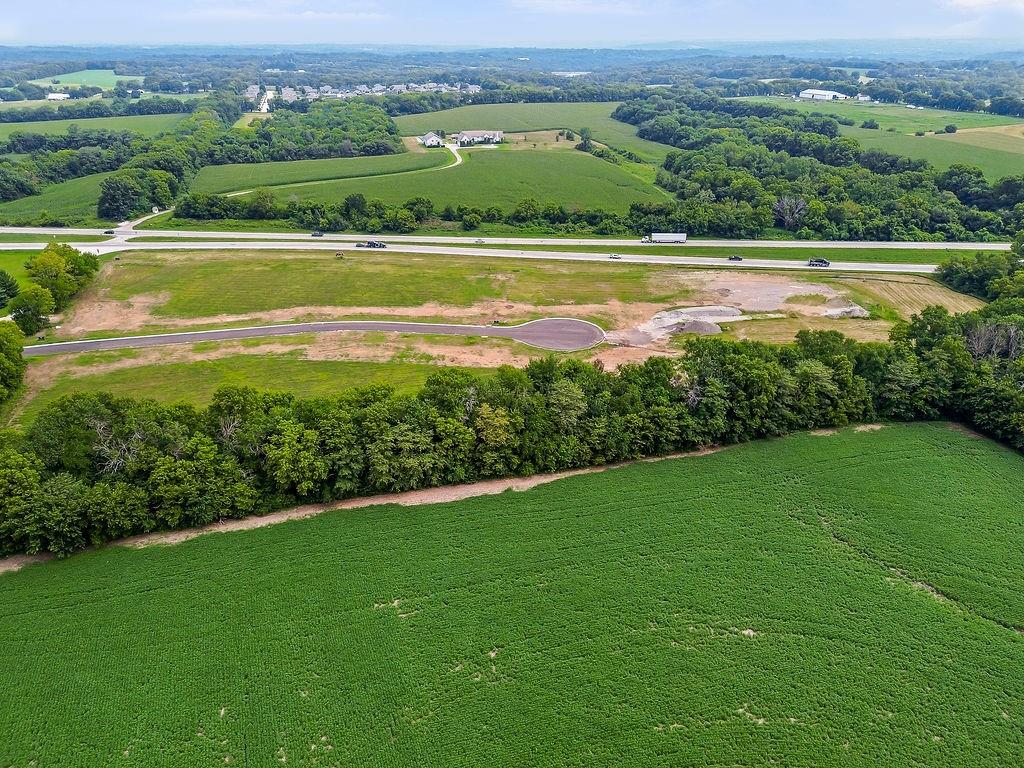 3rd image of 822 Kidwell Ct, Lone Jack, MO 64070 | MLS# 2634493