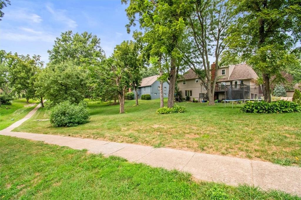 30th image of 4524 Nw Bramble Ter, Lees Summit, MO 64064 | MLS# 2634494