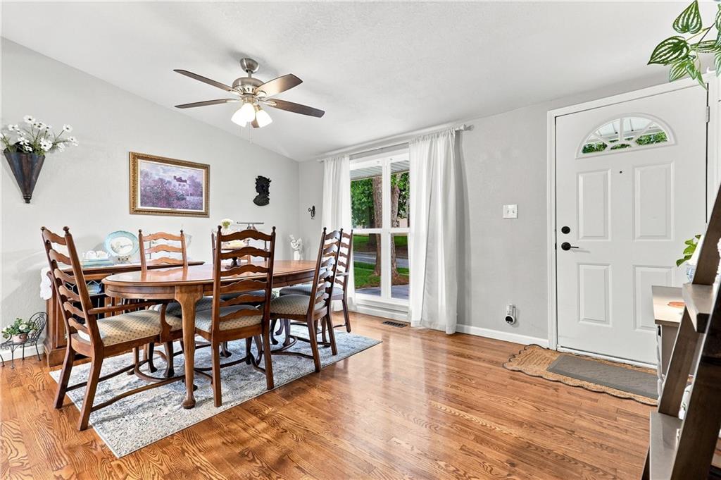 4th image of 1044 Highland Dr, Liberty, MO 64068 | MLS# 2634550