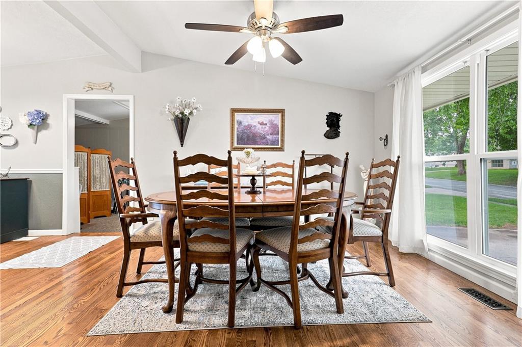 5th image of 1044 Highland Dr, Liberty, MO 64068 | MLS# 2634550