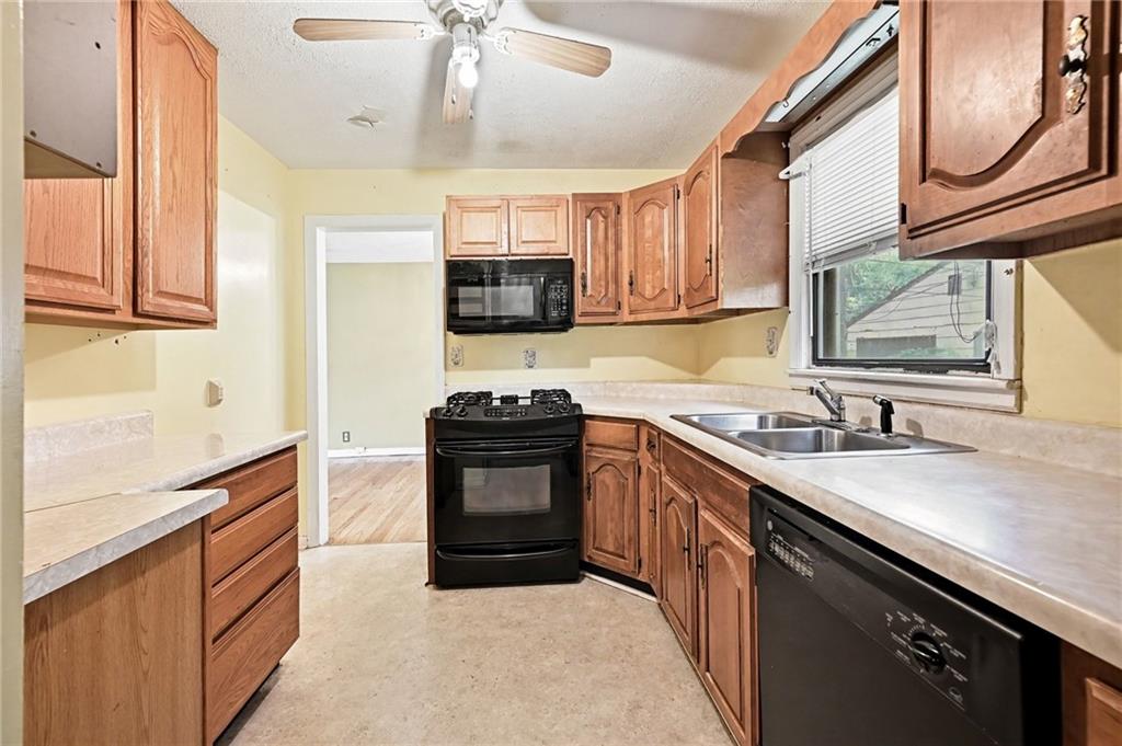 5th image of 2449 S 49Th Ter, Kansas City, KS 66106 | MLS# 2634579