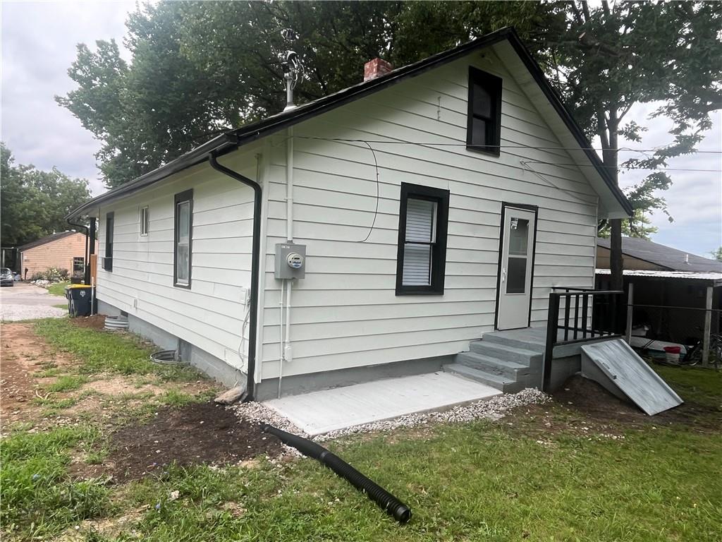 2nd image of 8320 Wabash Ave, Kansas City, MO 64132 | MLS# 2634580