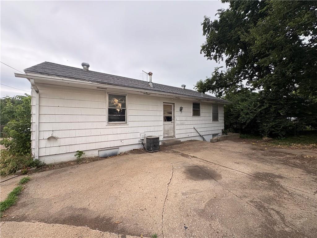 4th image of 5049 N Brighton Ave, Kansas City, MO 64119 | MLS# 2634587