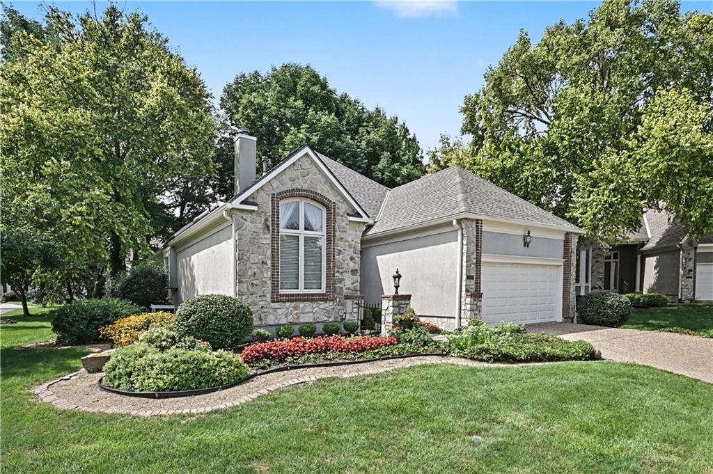 3rd image of 12620 Cedar St, Leawood, KS 66209 | MLS# 2634598