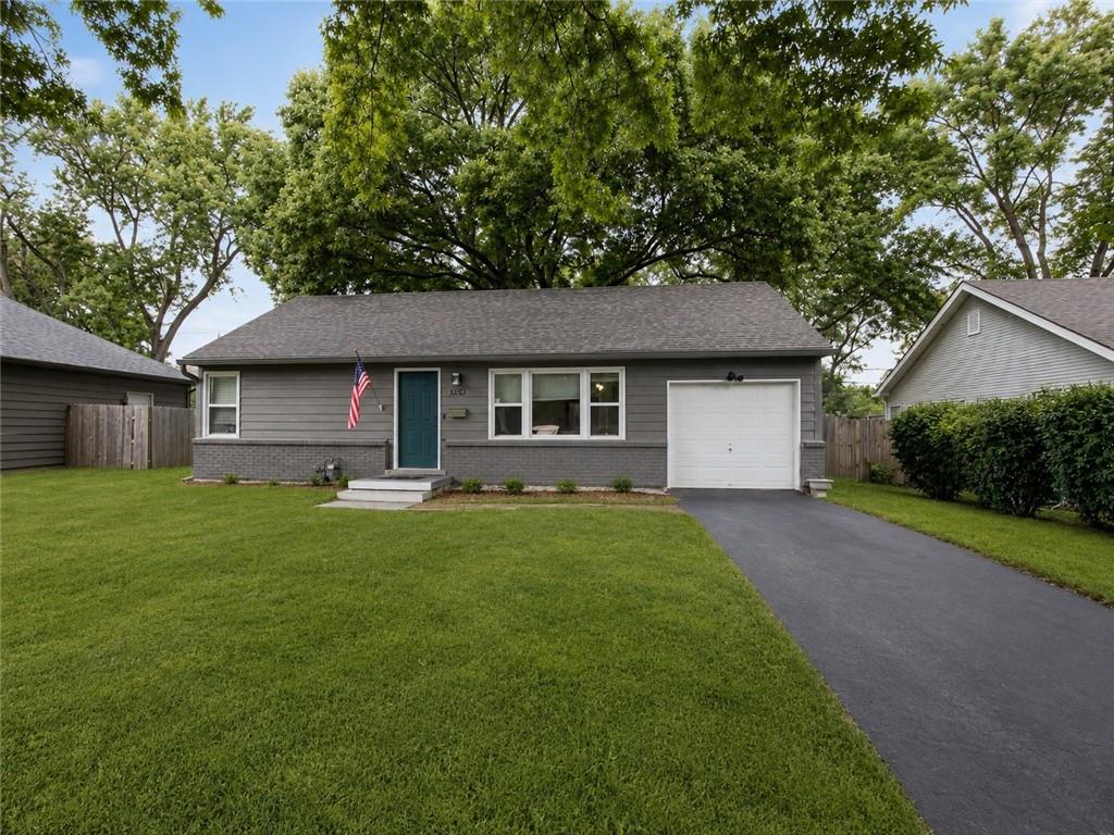 1st image of 3904 Ne 52nd Ter, Kansas City, MO 64119 | MLS# 2634620
