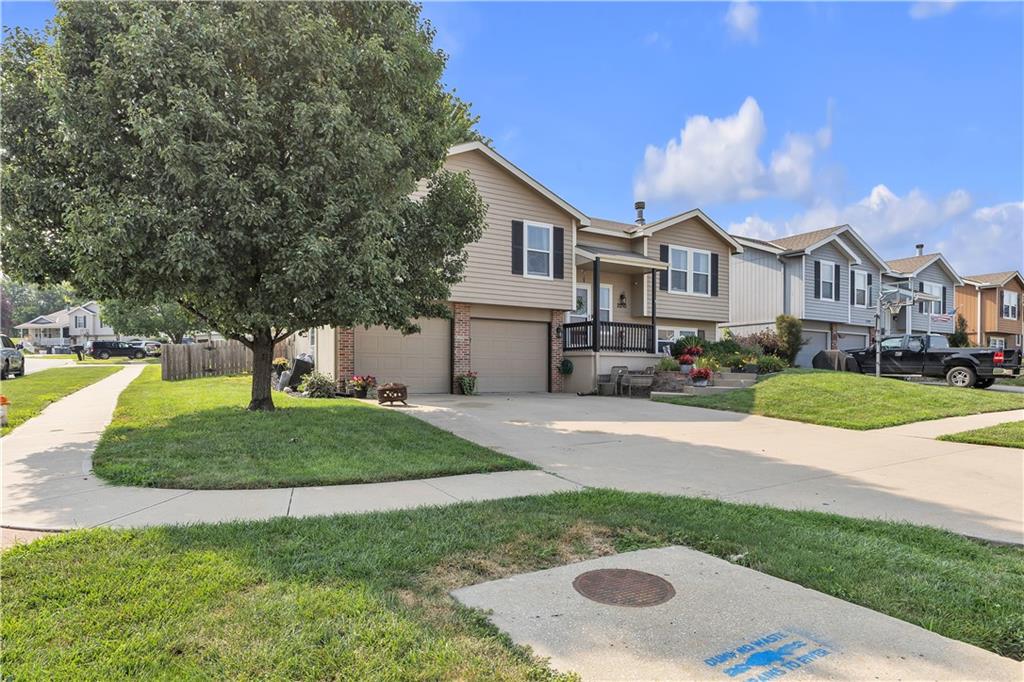 3rd image of 2210 Meadow Trl, Saint Joseph, MO 64503 | MLS# 2634653