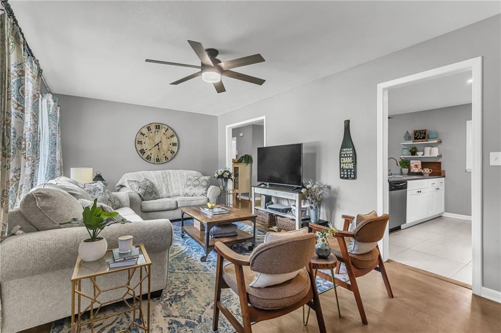2nd image of 4617 Ne 47th St, Kansas City, MO 64117 | MLS# 2634667