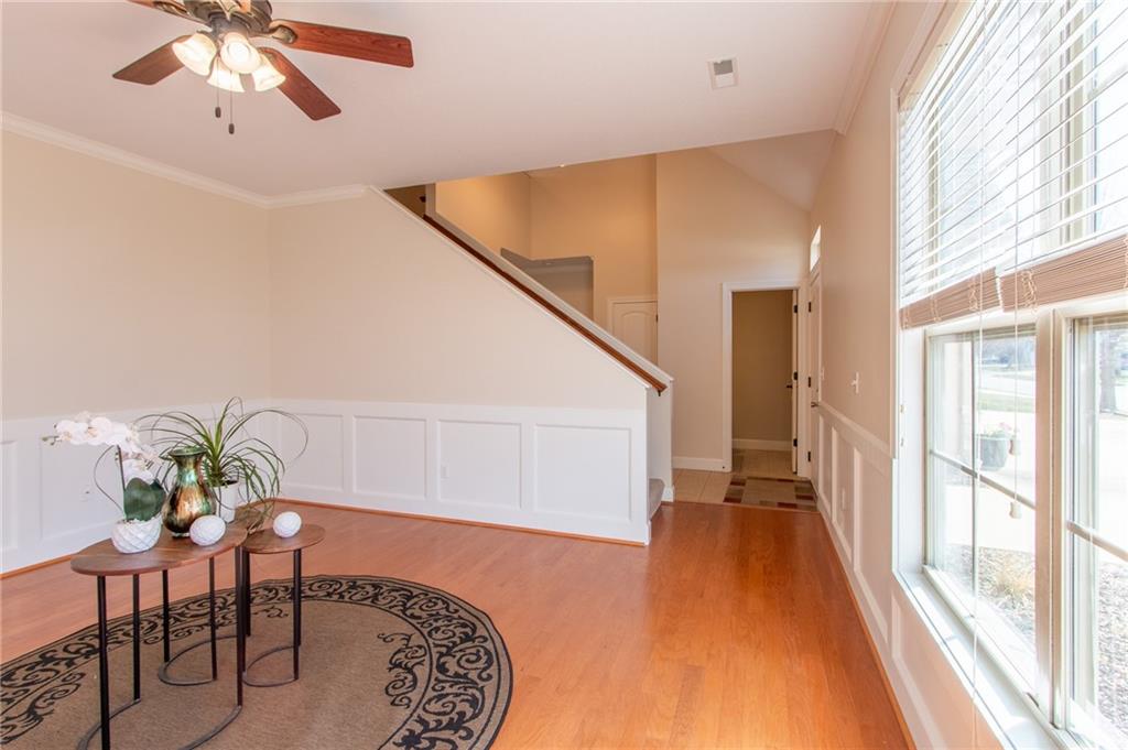 5th image of 5714 Silverstone Dr, Lawrence, KS 66049 | MLS# 2634670