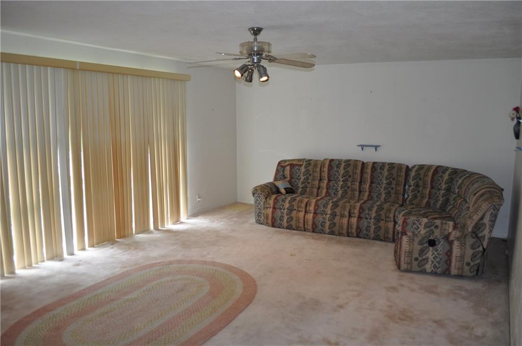 2nd image of 7515 Nw Lake Rd, Kansas City, MO 64151 | MLS# 2634677