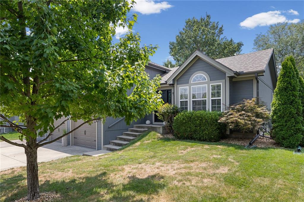 2nd image of 8005 Ne 104th Ter, Kansas City, MO 64157 | MLS# 2634701