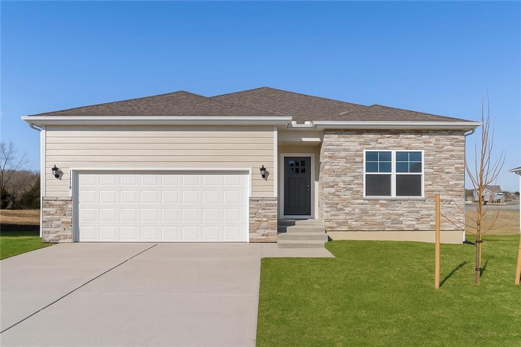 1st image of 19751 W 201st St, Spring Hill, KS 66083 | MLS# 2634708
