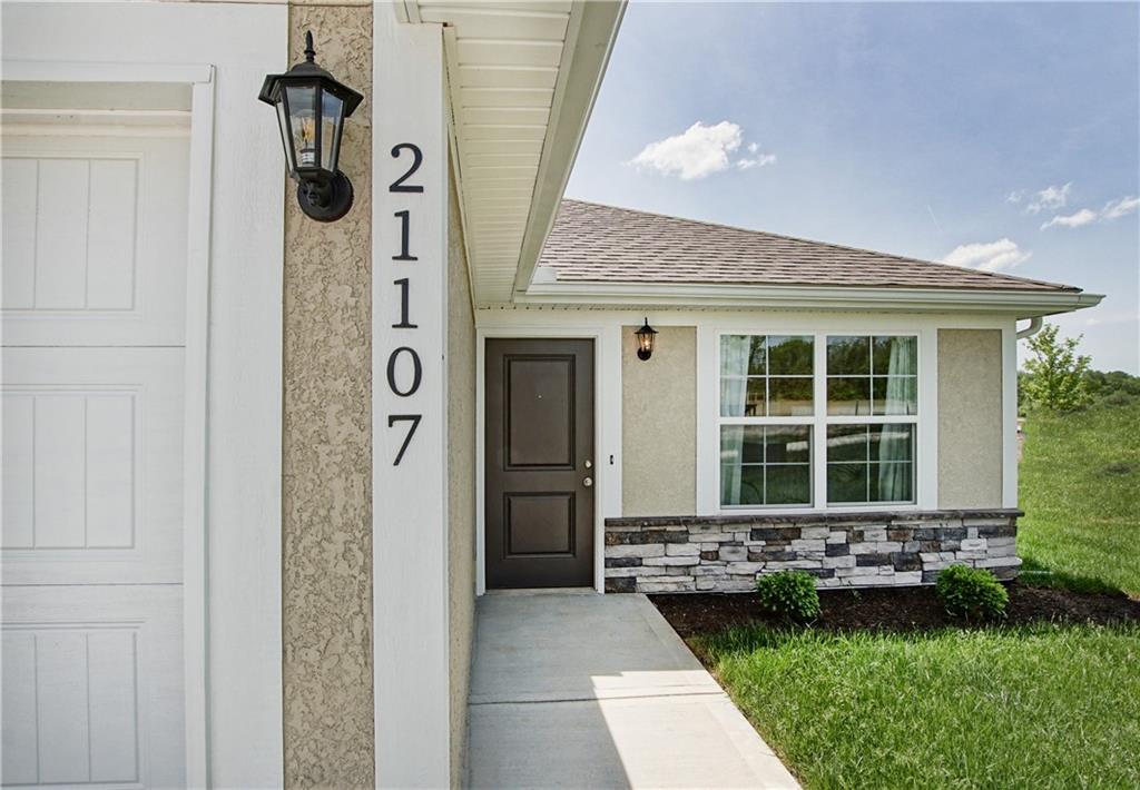 4th image of 21107-21109 E 8Th St, Independence, MO 64056 | MLS# 2634711