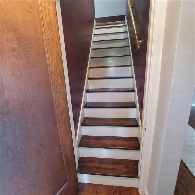 39th image of 520 N Pleasant St, Independence, MO 64050 | MLS# 2634738
