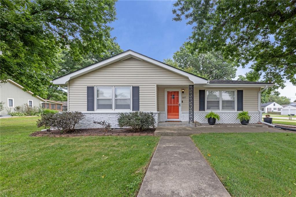 1st image of 607 S Elm St, Louisburg, KS 66053 | MLS# 2634745