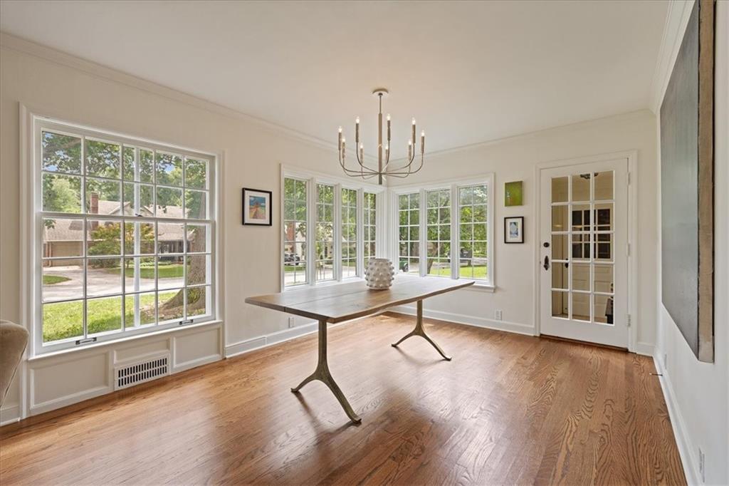 5th image of 8020 Manor Rd, Leawood, KS 66206 | MLS# 2634754