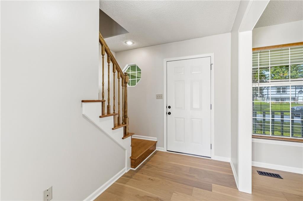 4th image of 625 Se Shiloh Dr, Lees Summit, MO 64063 | MLS# 2634758