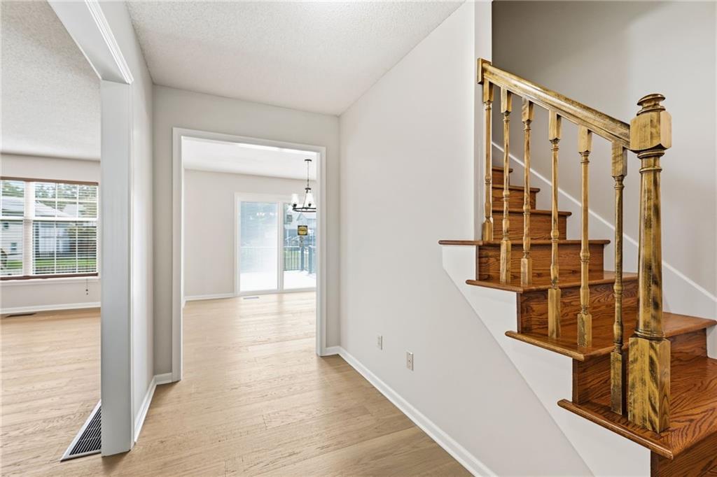 5th image of 625 Se Shiloh Dr, Lees Summit, MO 64063 | MLS# 2634758