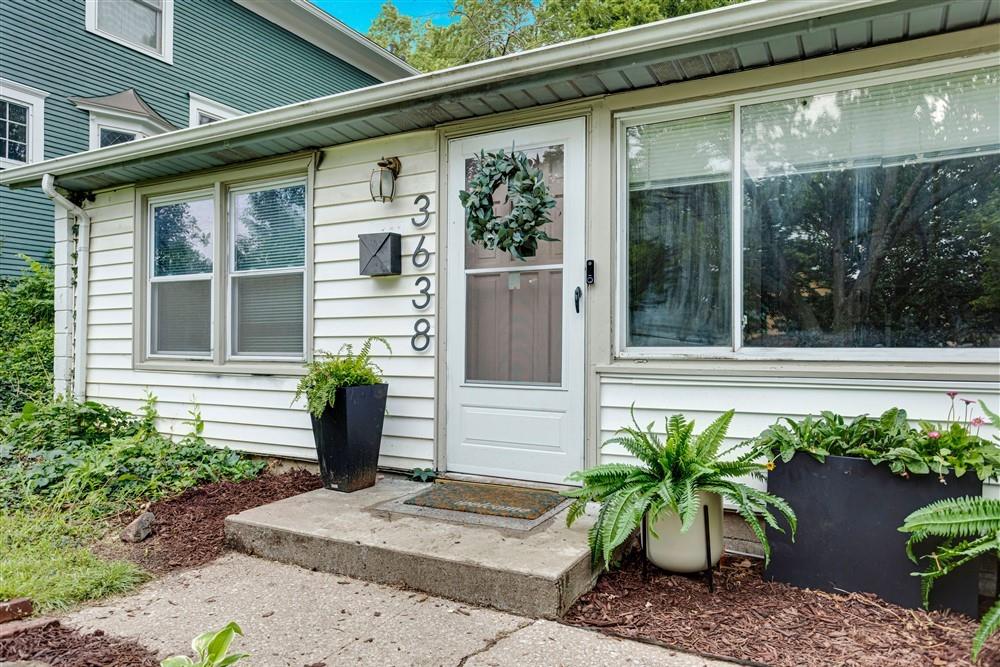 1st image of 3638 Genessee St, Kansas City, MO 64111 | MLS# 2634761