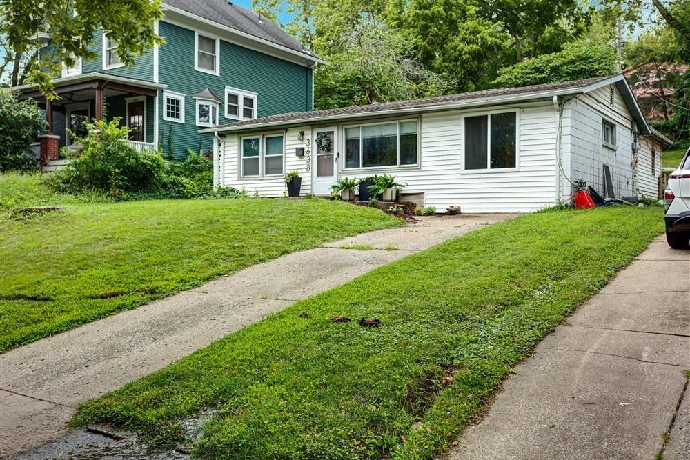 4th image of 3638 Genessee St, Kansas City, MO 64111 | MLS# 2634761