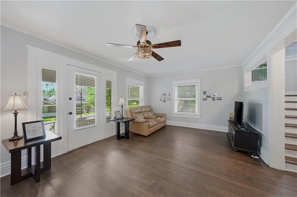 5th image of 4605 State Line Rd, Kansas City, MO 64112 | MLS# 2634765