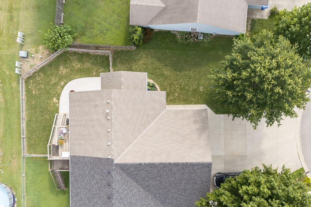 2nd image of 2035 Rock Creek Ct, Tonganoxie, KS 66086 | MLS# 2634787