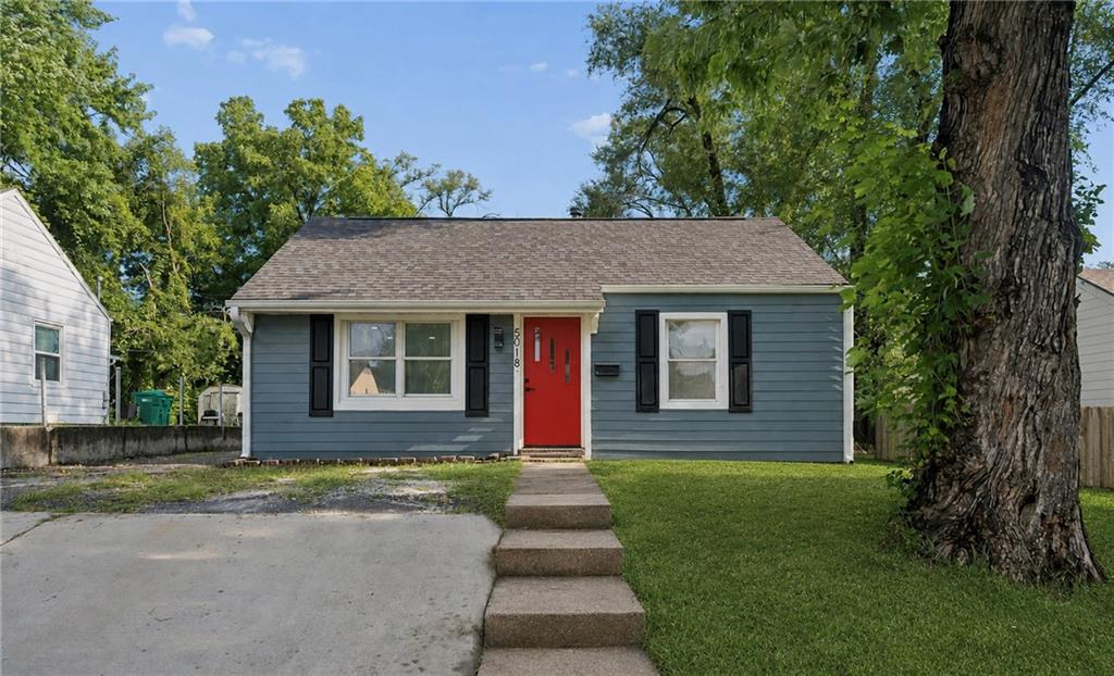 1st image of 5018 Locust Ave, Kansas City, KS 66106 | MLS# 2634793
