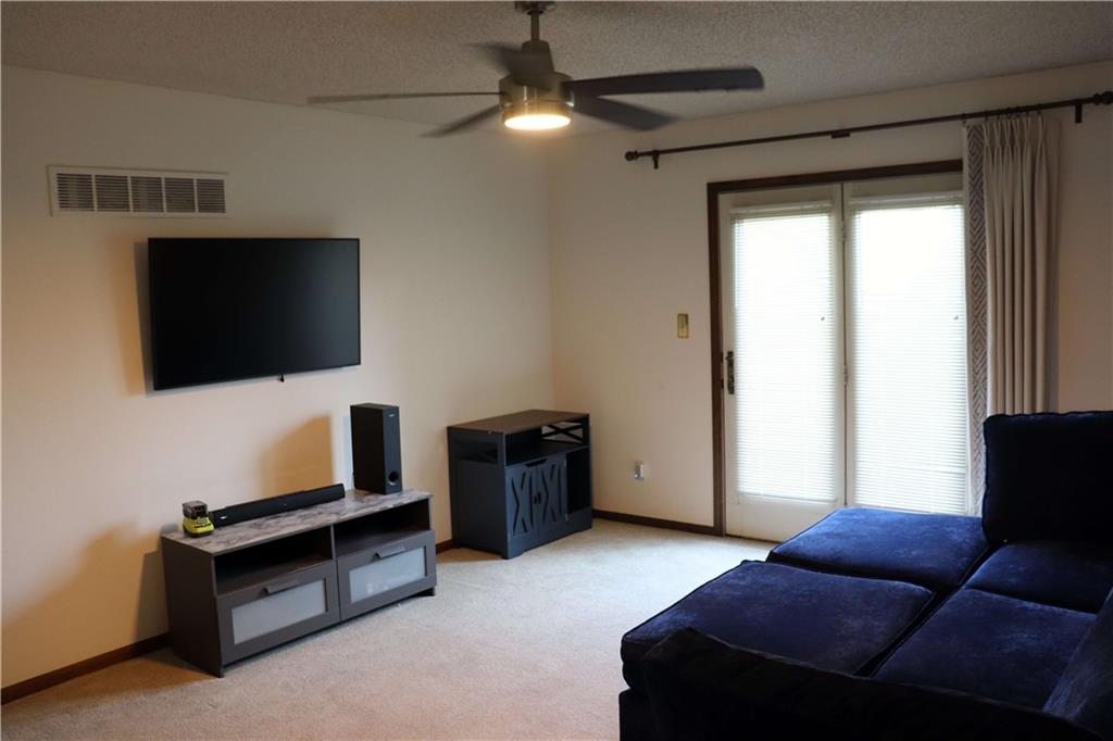 4th image of 756 Se Claremont Ct, Lees Summit, MO 64063 | MLS# 2634798