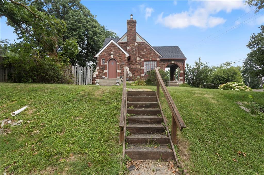 3rd image of 3200 Everett Ave, Kansas City, KS 66102 | MLS# 2634800