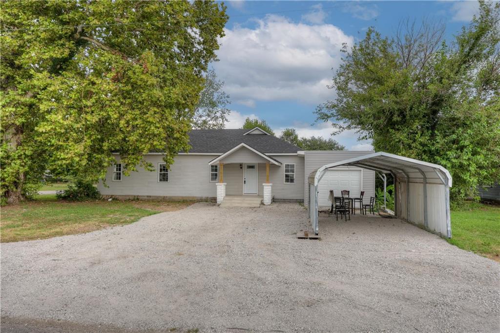 2nd image of 216 N Indiana Ave, Columbus, KS 66725 | MLS# 2634806