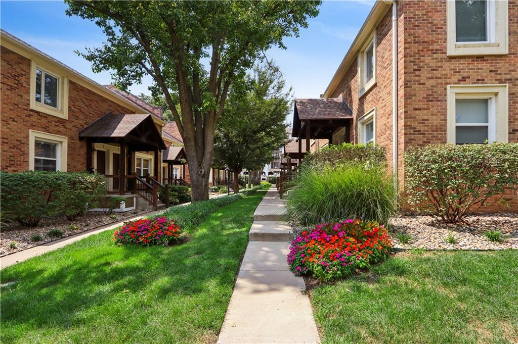 3rd image of 4530 Jefferson St #3A, Kansas City, MO 64111 | MLS# 2634810