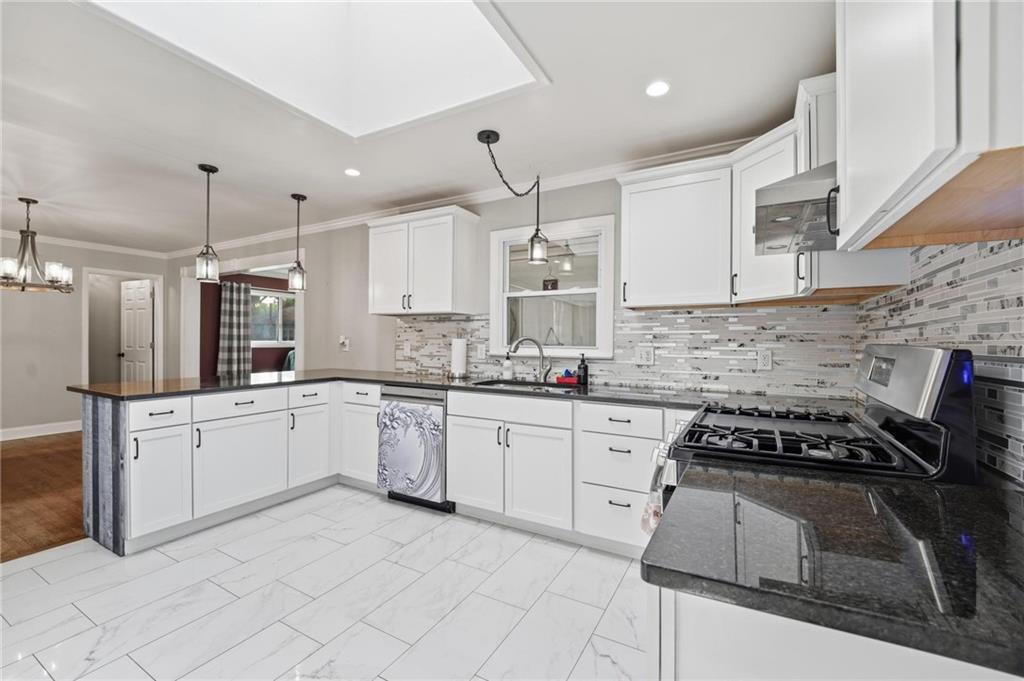 2nd image of 3914 S River Blvd, Independence, MO 64055 | MLS# 2634818