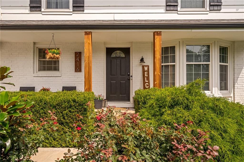 2nd image of 2416 W Post Oak Rd, Olathe, KS 66061 | MLS# 2634833