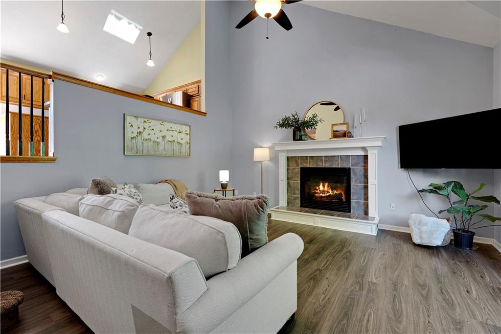2nd image of 15655 S Apache St, Olathe, KS 66062 | MLS# 2634852