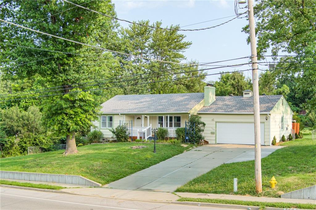 1st image of 9200 E 87th St, Raytown, MO 64138 | MLS# 2634860