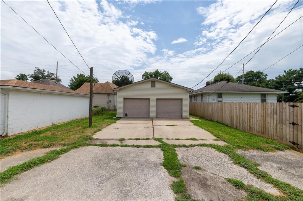 4th image of 225 W Valley St, Saint Joseph, MO 64504 | MLS# 2634865