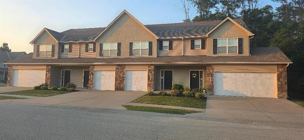 1st image of 3910 3912 3914 3916 Nw 94th St, Kansas City, MO 64154 | MLS# 2634877