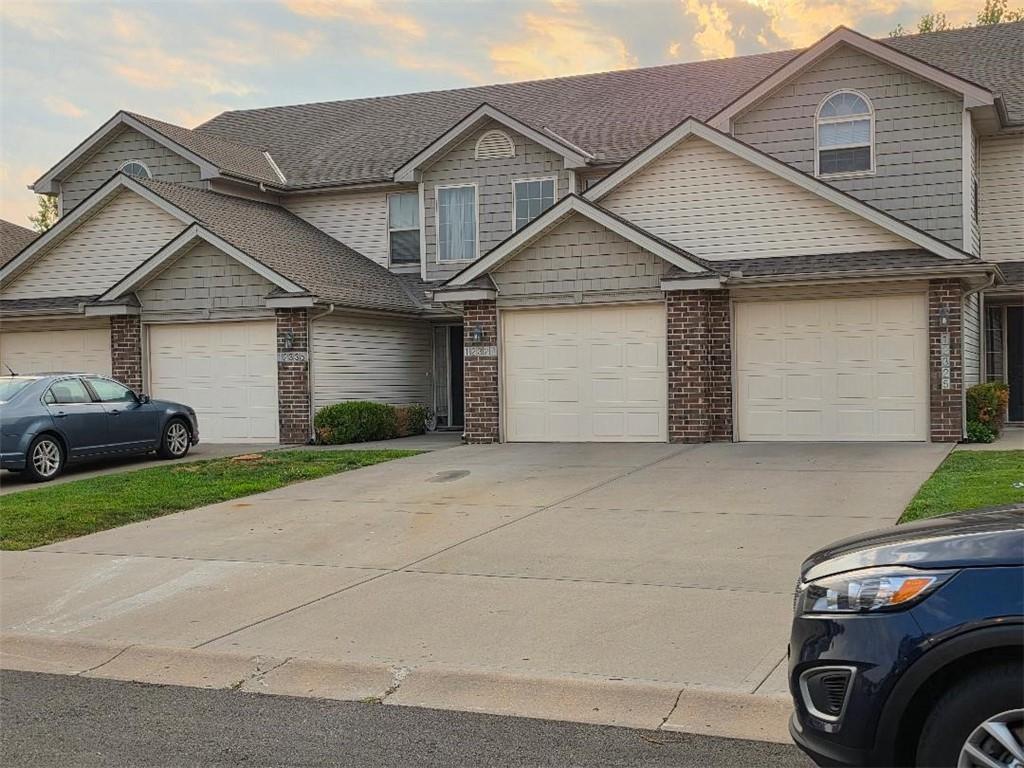 3rd image of 12325 12327 12335 12337 Nw Fox Creek Dr, Platte City, MO 64079 | MLS# 2634885