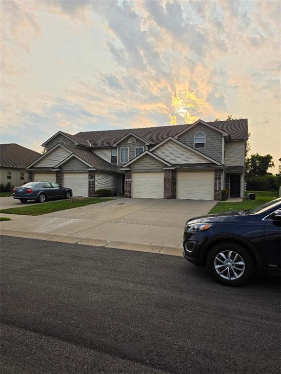 2nd image of 12325 12327 12335 12337 Nw Fox Creek Dr, Platte City, MO 64079 | MLS# 2634885