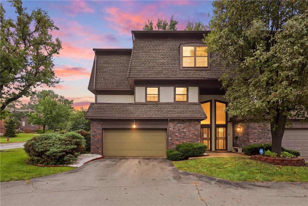 1st image of 10162 Locust St #8, Kansas City, MO 64131 | MLS# 2634950
