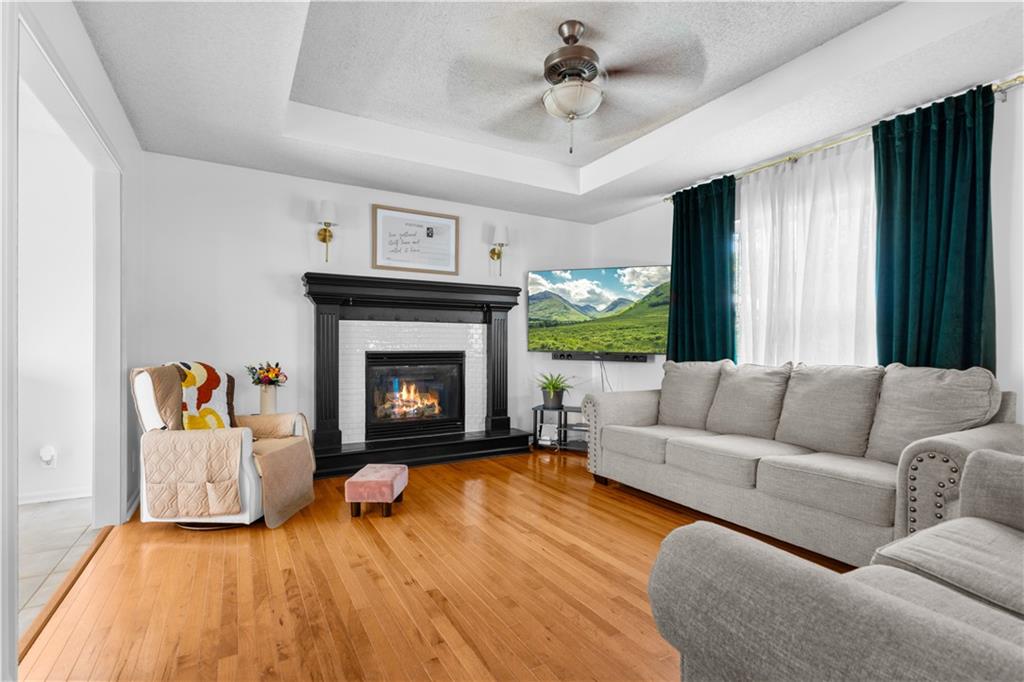4th image of 1508 Nw Nicholas Dr, Grain Valley, MO 64029 | MLS# 2634959